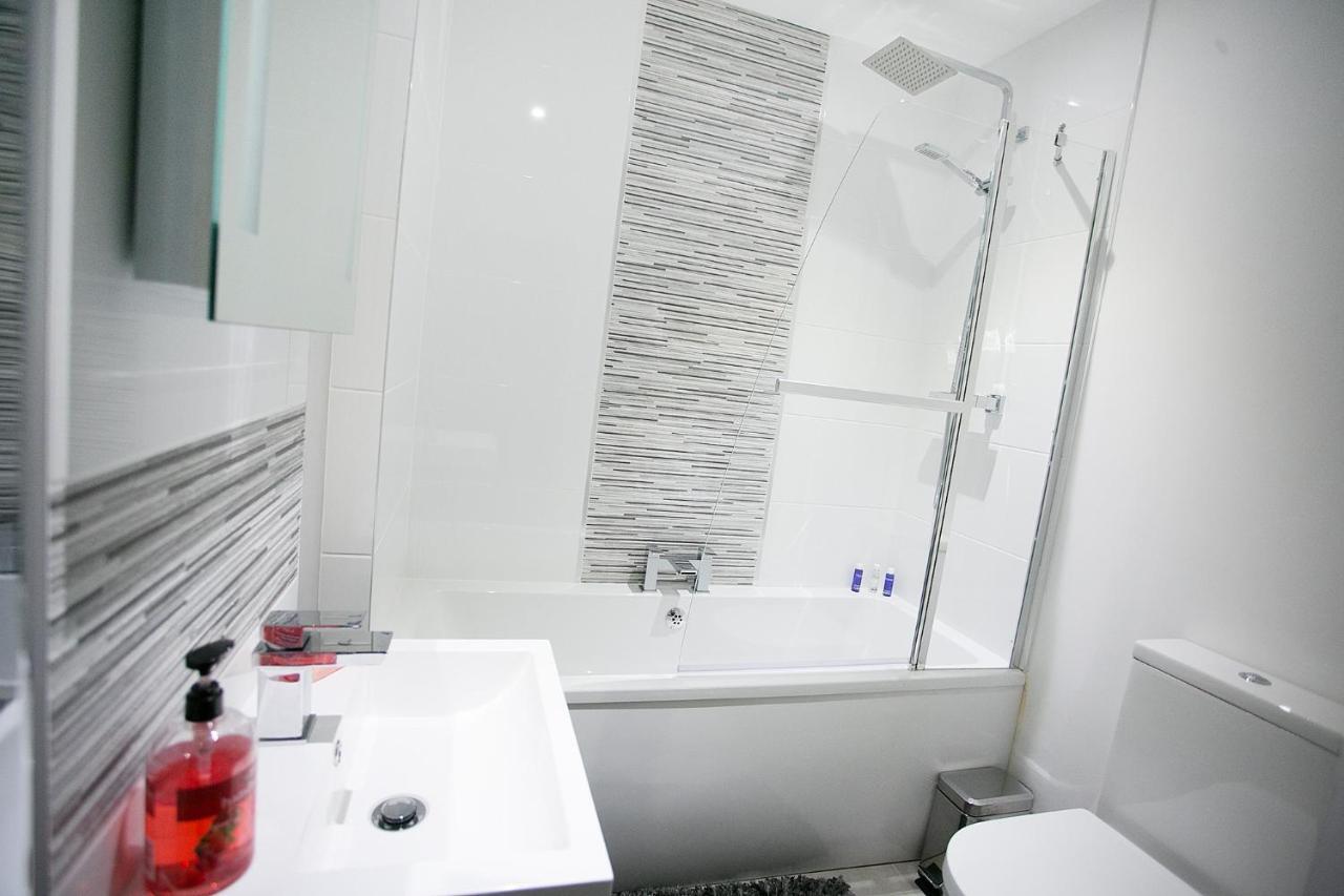 Queens Quarter Apartments Belfast Extérieur photo